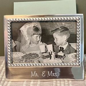 Mr. & Mrs. 4x6 Beaded Frame